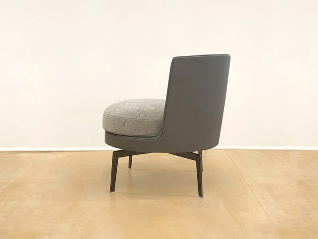 美品 Flexform フレックスフォルム GUSCIOALTO 本体 150万 Flexform フレックスフォルム Guscioalto グッショアルト 回転式
