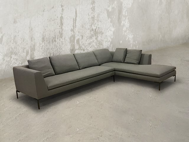 B&B Italia（B&B イタリア）Charles sofa | Nakatsu Kagu