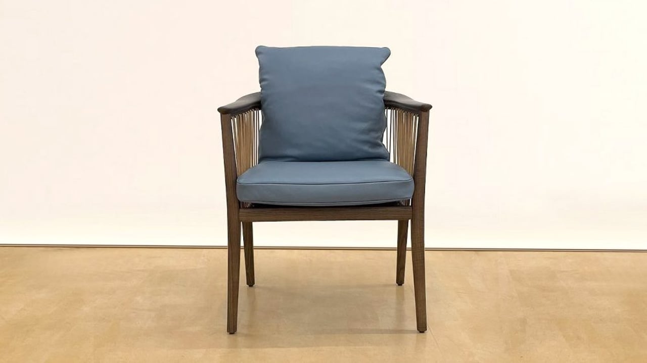 Poltrona Frau（ポルトローナフラウ） Viola | Nakatsu Kagu